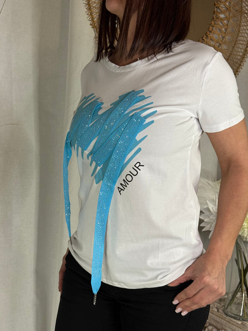 Tee shirt blanc coeur bleu