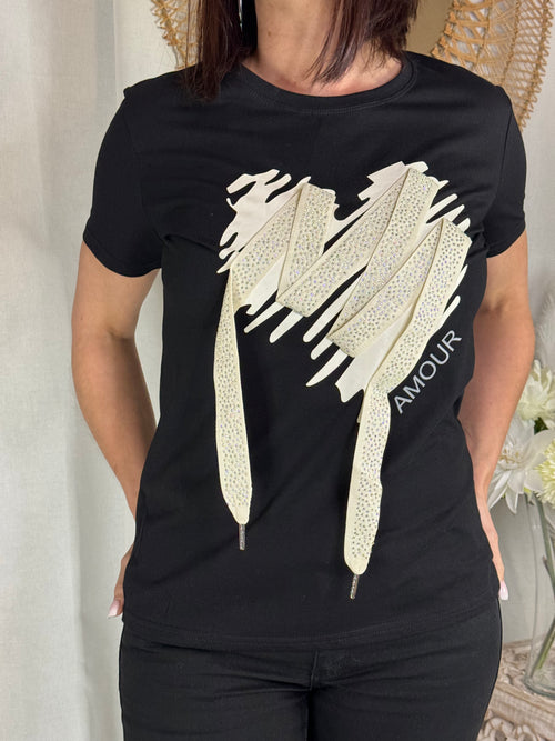 Tee shirt noir coeur blanc