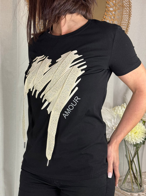 Tee shirt noir coeur blanc